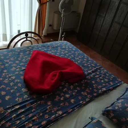 Hospitalera Di Gambassi Bed & Breakfast *